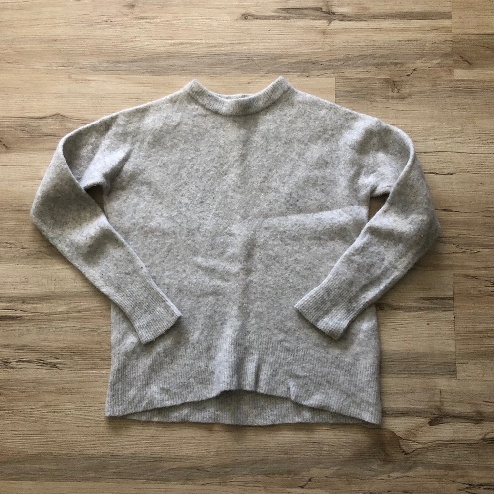 MASSIVE $10 SALE Babaton Wool Blend Crewneck Sweater